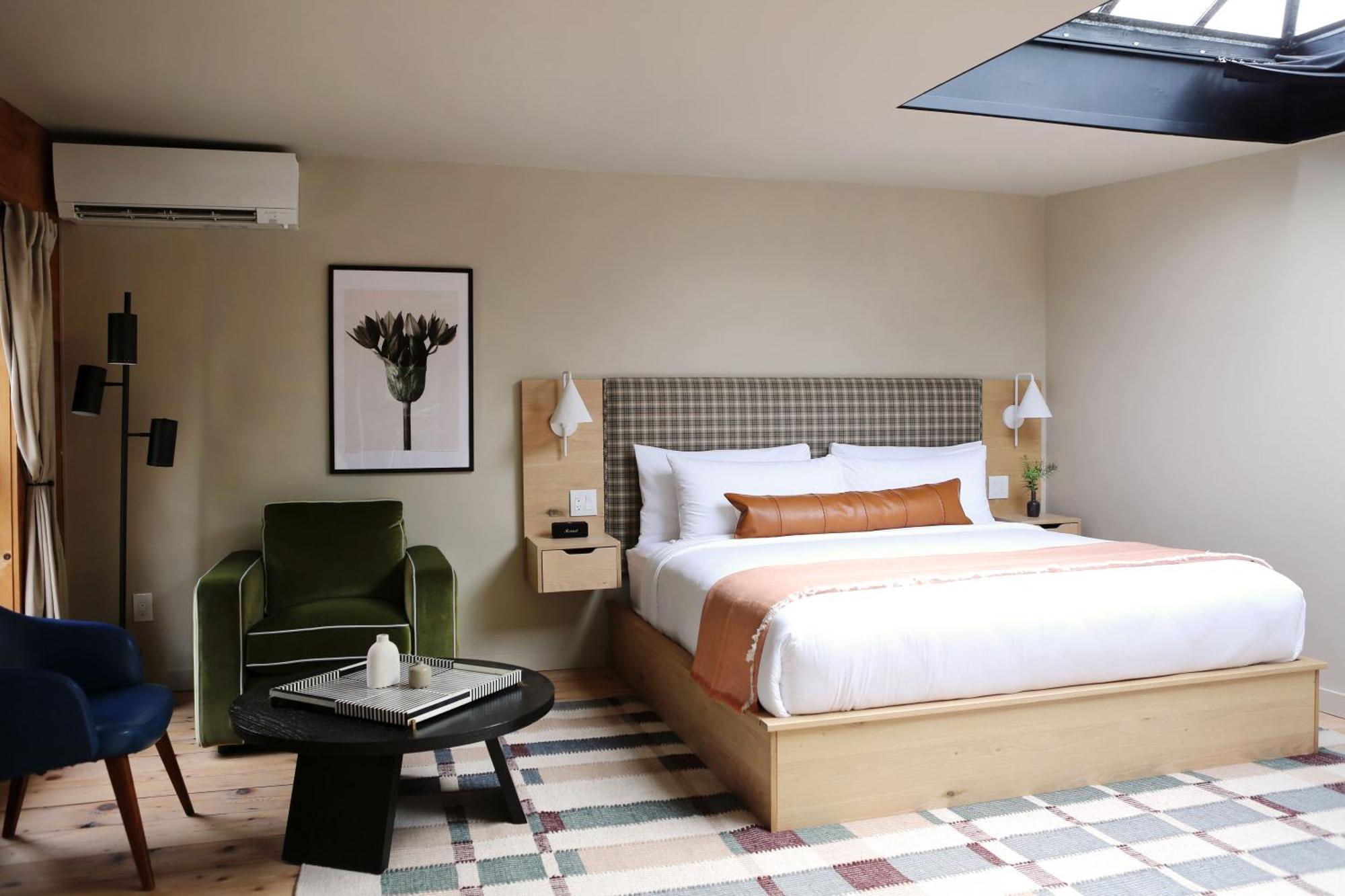 Kingston Carriage House Bed & Breakfast ภายนอก รูปภาพ