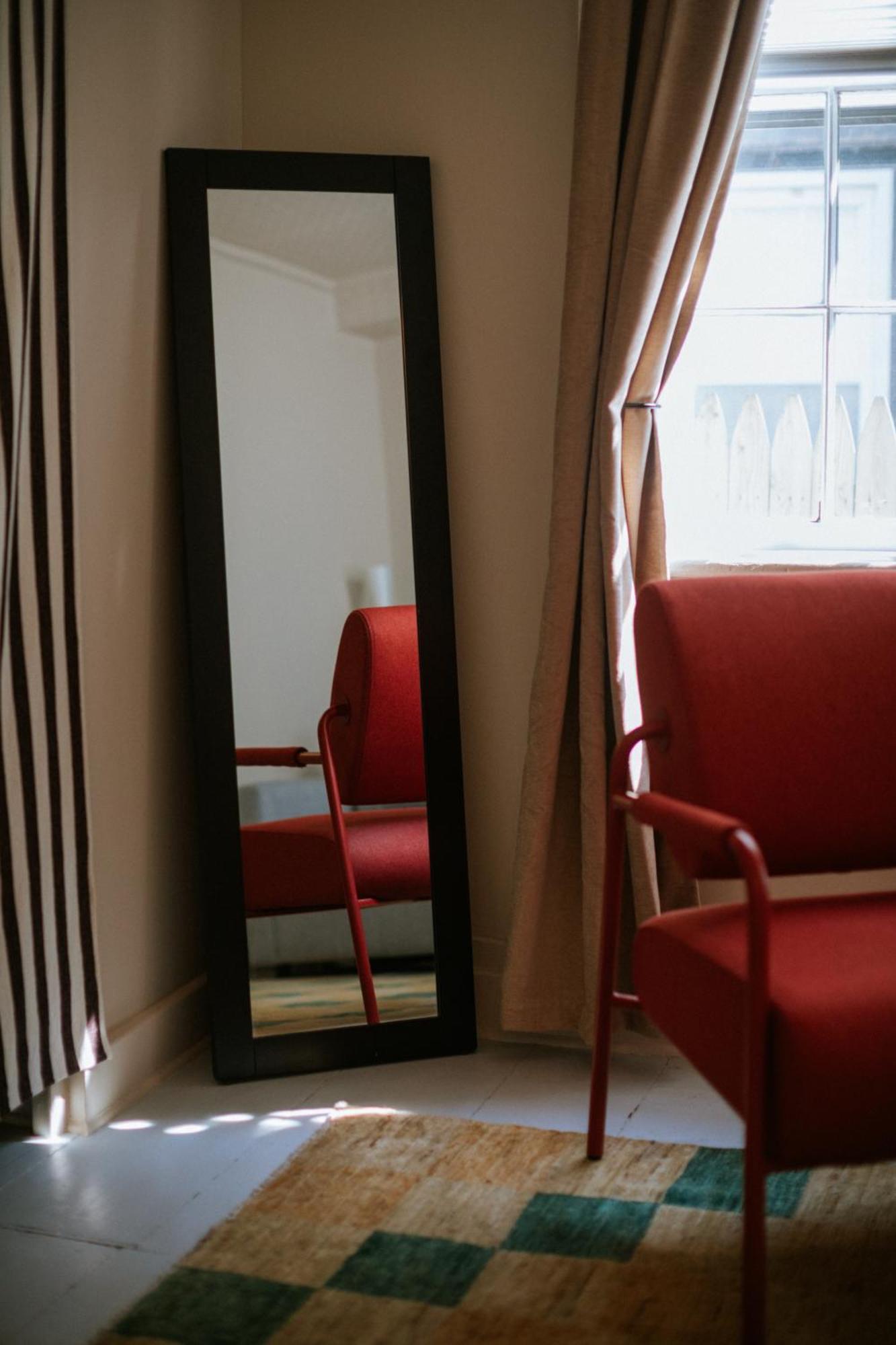 Kingston Carriage House Bed & Breakfast ภายนอก รูปภาพ