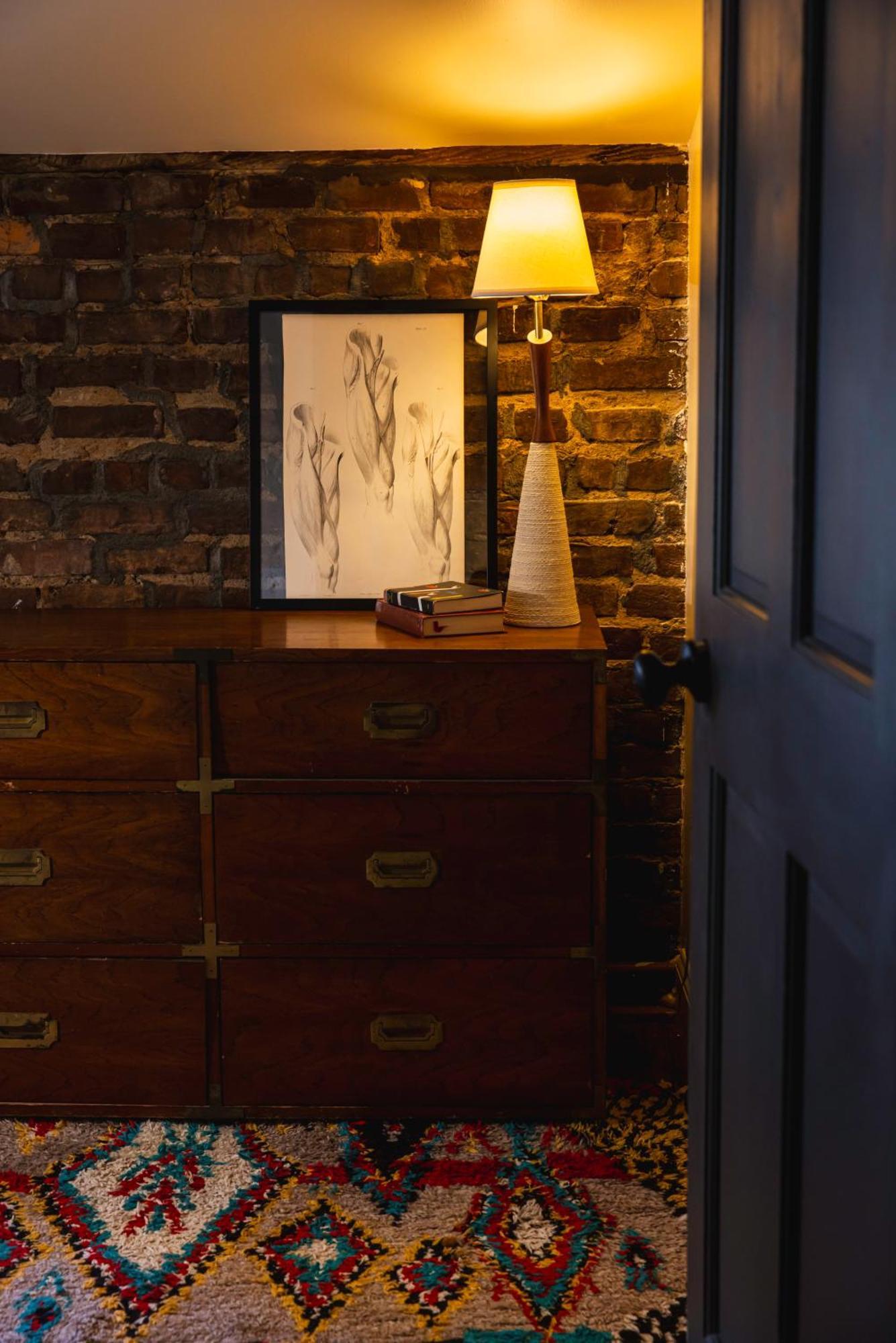 Kingston Carriage House Bed & Breakfast ภายนอก รูปภาพ